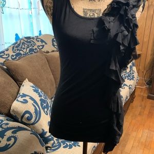 Women’s ruffled tank top